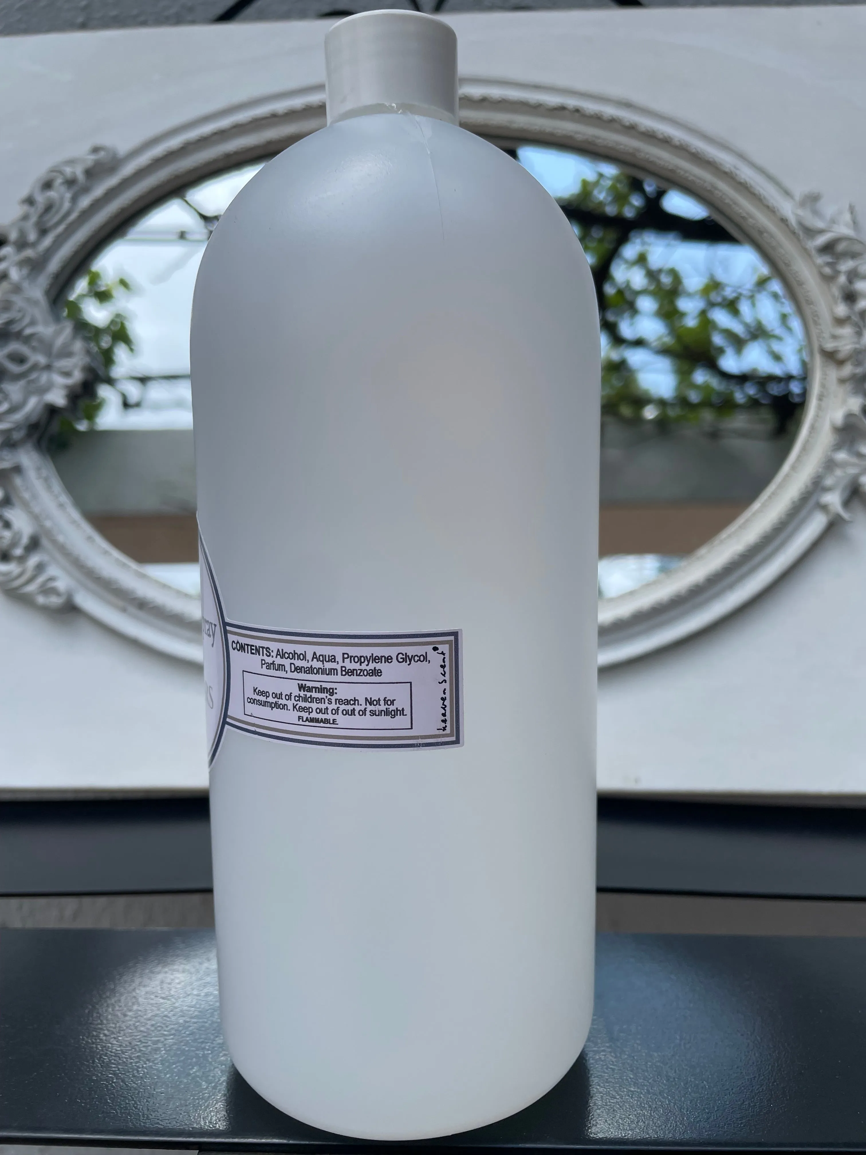 Clarens Interiors Fresh Linen Refresher Spray - 1 Litre refill