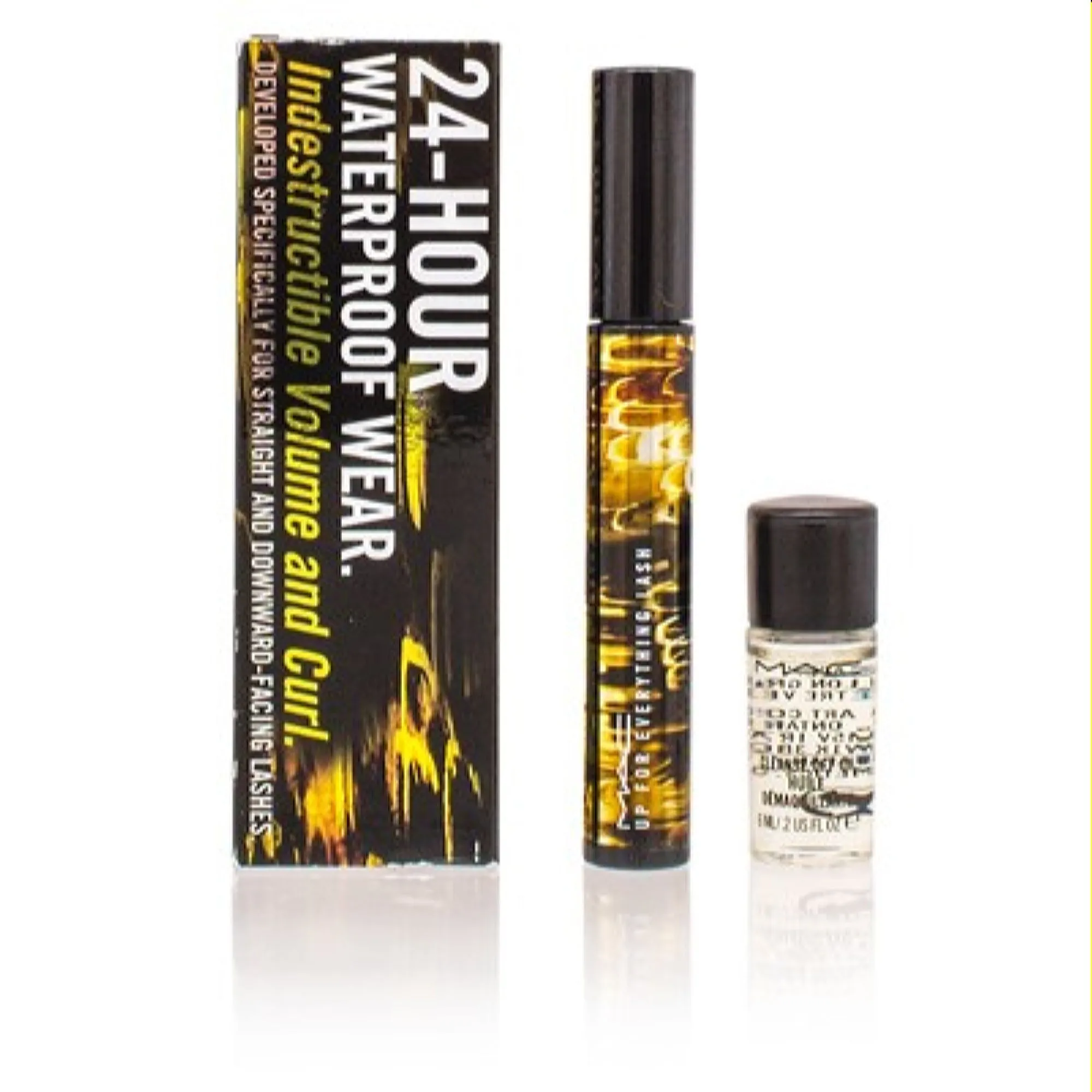 Mac Cosmetics Up For Everything Lash Mascara   Cleanse Off Oil Sample